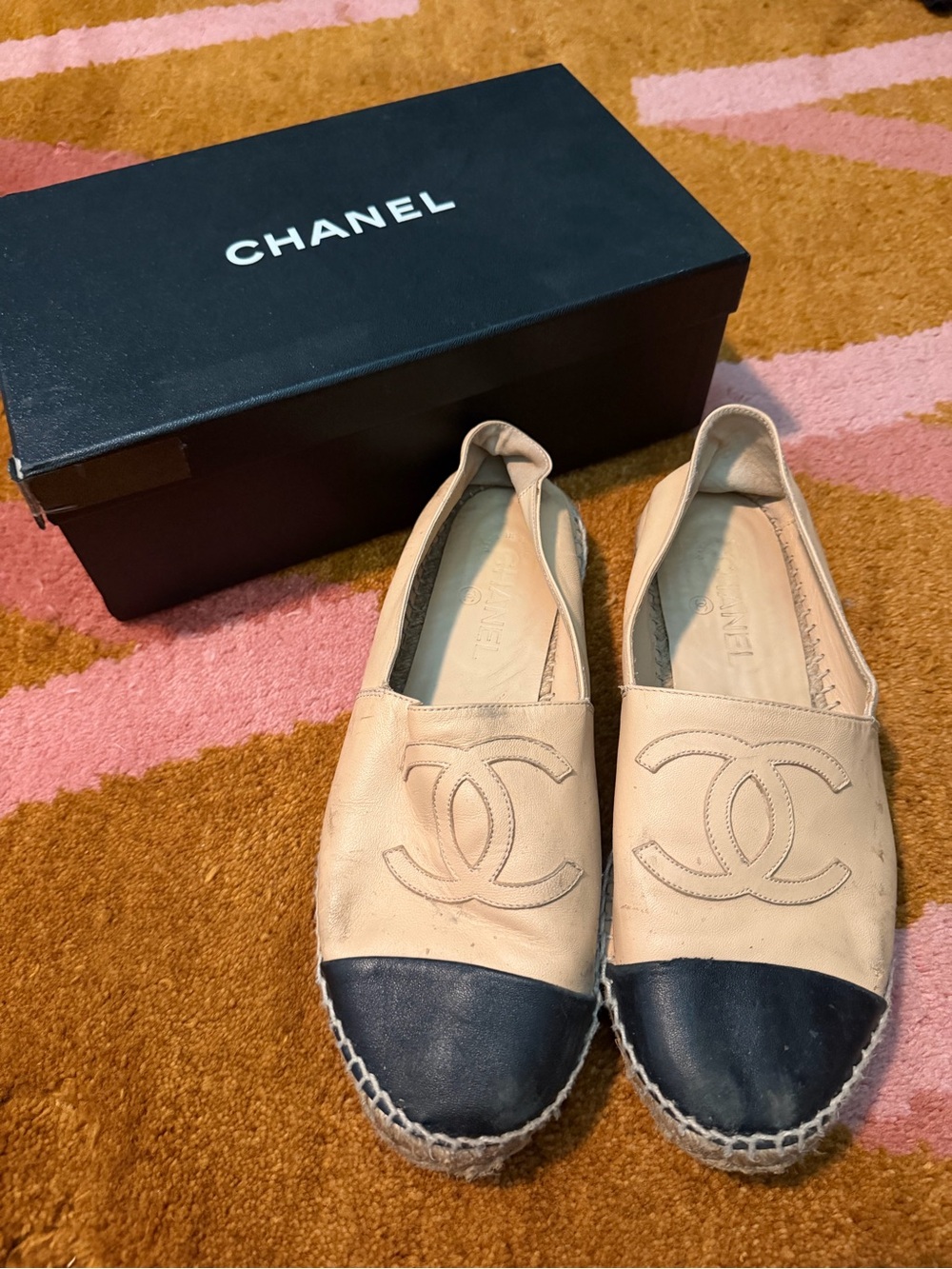 CHANEL Beige and Black Leather Espadrilles with CC Logo
